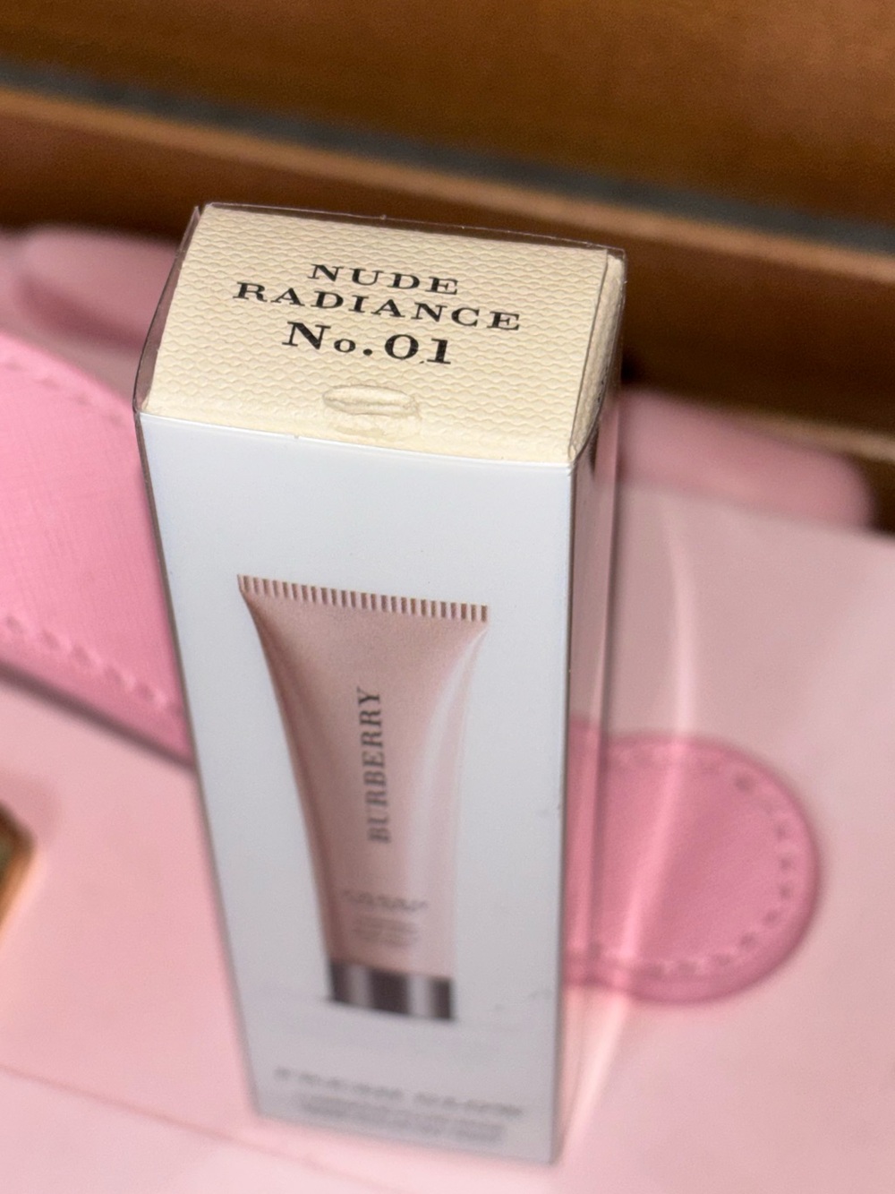 Burberry Fresh Glow Luminous Fluid Base x2 - Picture 3 of 3